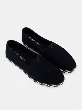 New TOMS Alpargata Loafer Flats Black Slip-On Leather Suede size 5.5